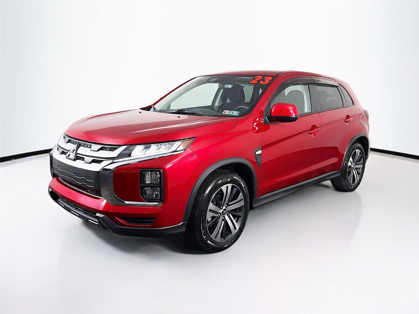 Used 2023 Mitsubishi Outlander Sport ES image 3