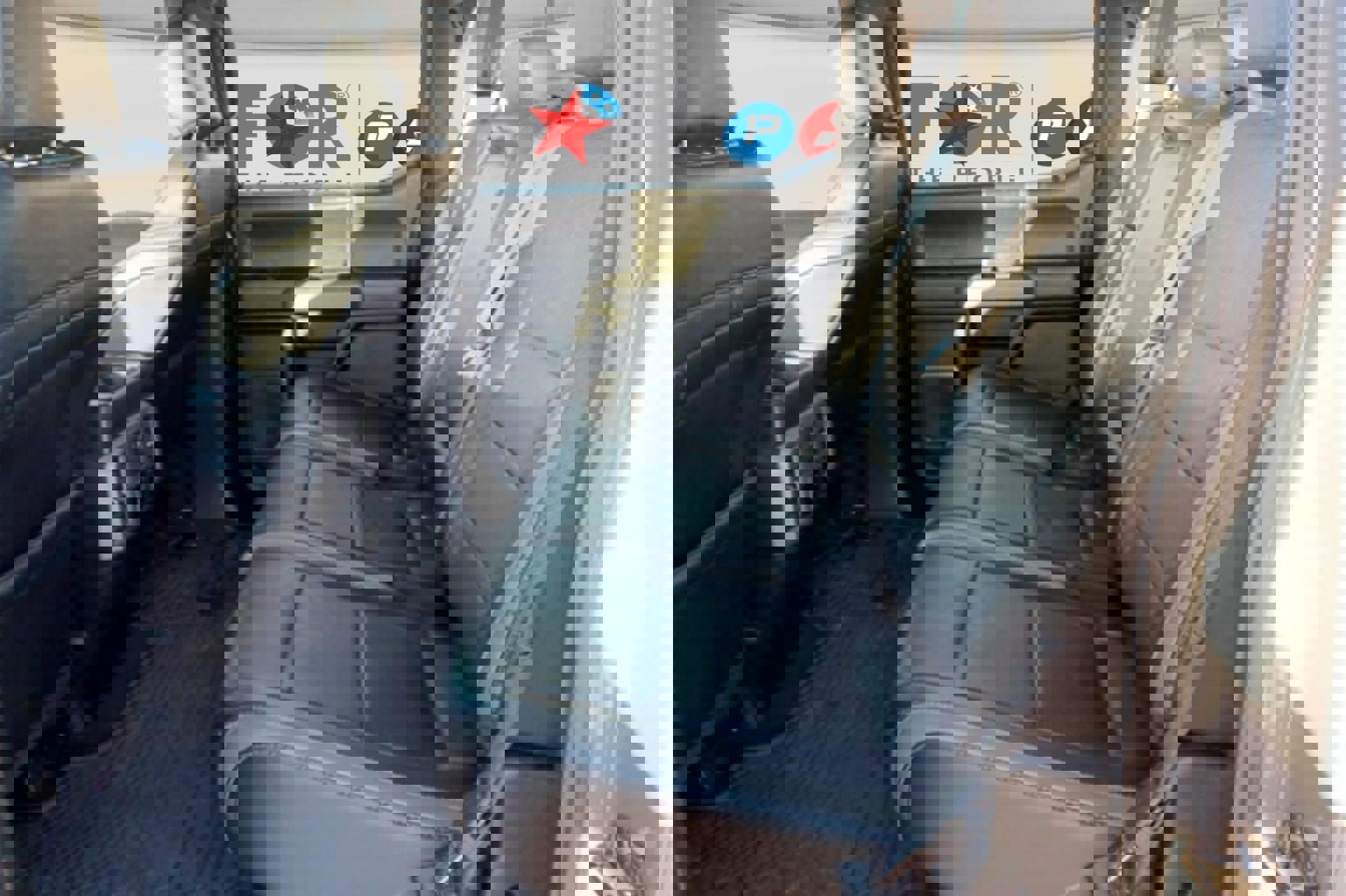 Used 2018 Ford F150 Raptor w/ Equipment Group 802A Luxury image 8