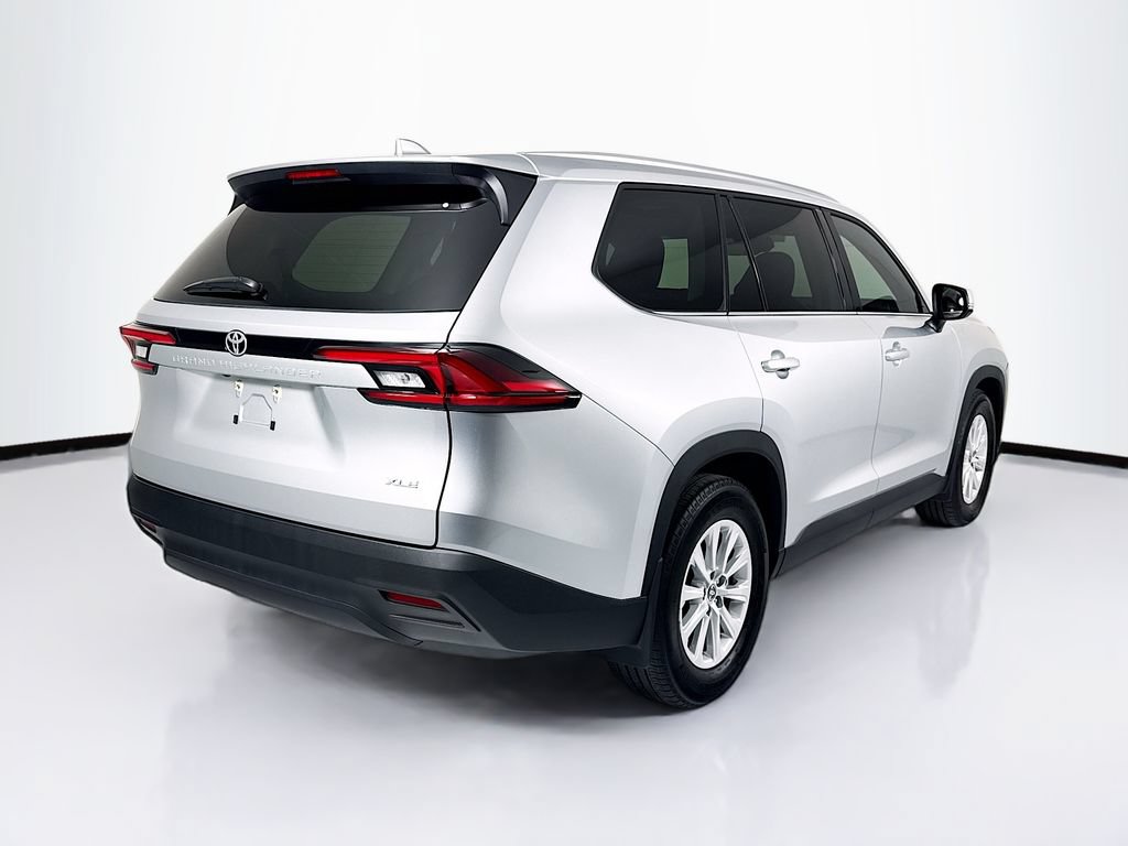 Used 2026 Toyota Grand Highlander FWD image 5
