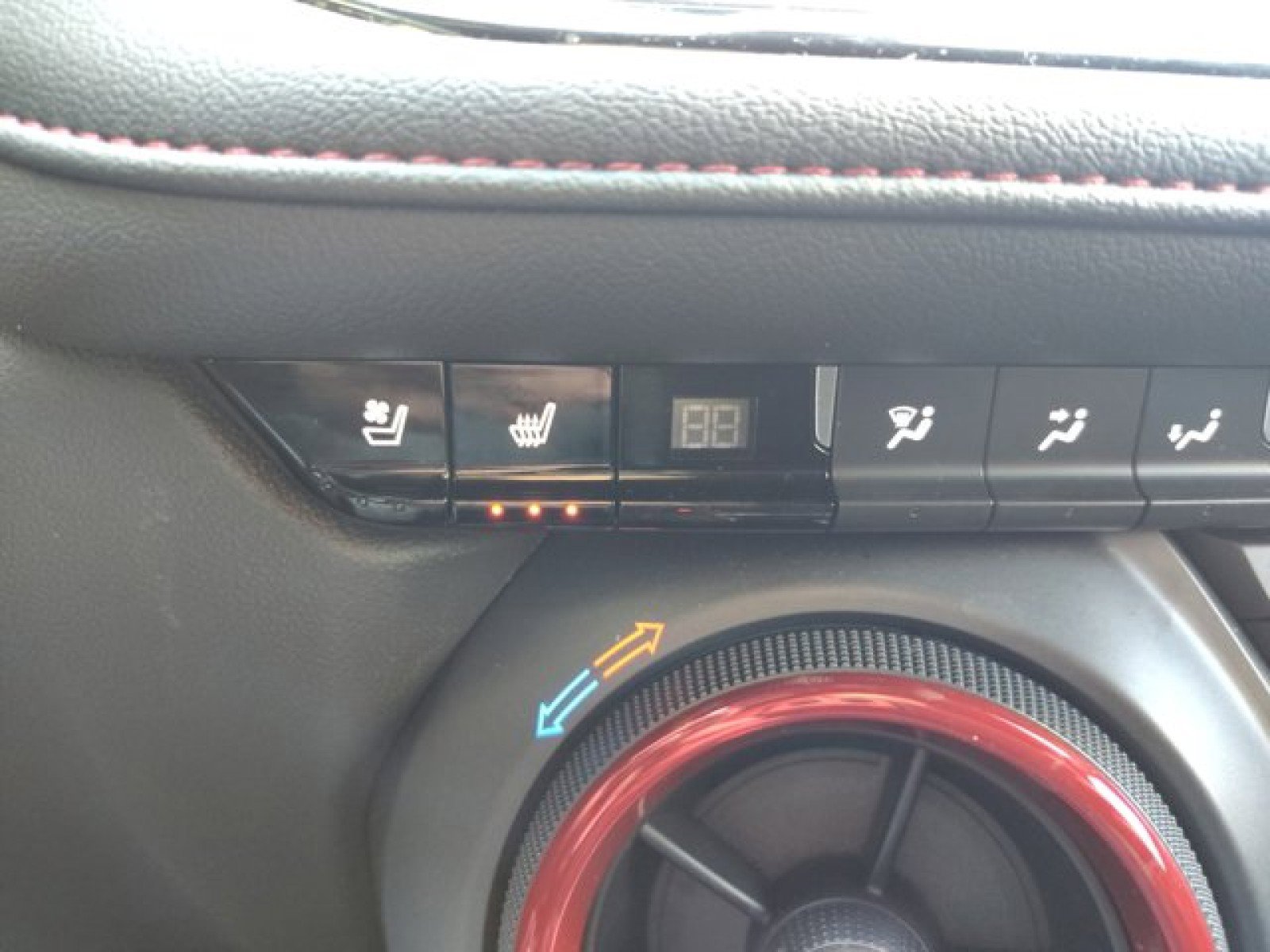 Used 2022 Chevrolet Blazer RS w/ Enhanced Convenience Package image 26