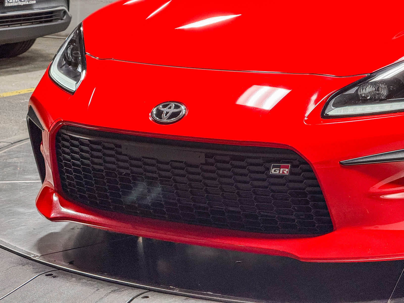 Used 2022 Toyota GR86 w/ ALL Weather Mat Package (TMS) RWD image 8
