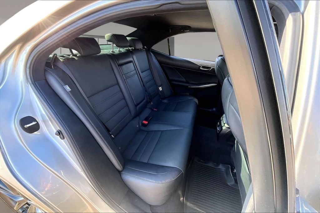 Used 2020 Lexus IS 350 F Sport AWD/4WD image 29