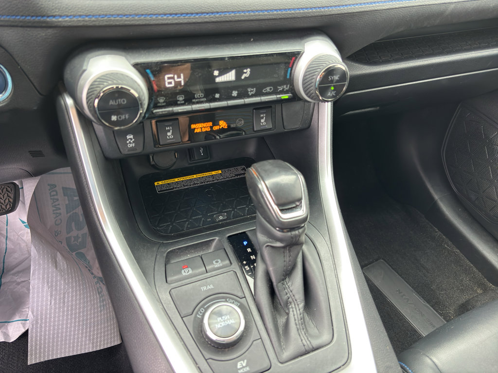 Used 2020 Toyota RAV4 XSE AWD/4WD image 11