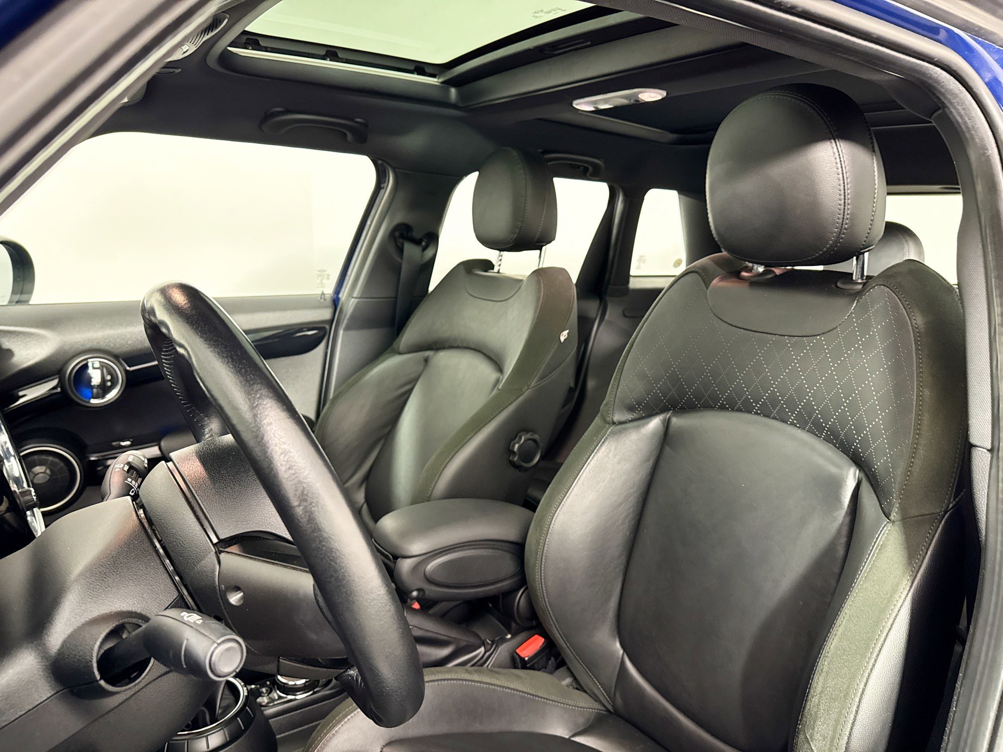 Used 2015 MINI Cooper S FWD image 17