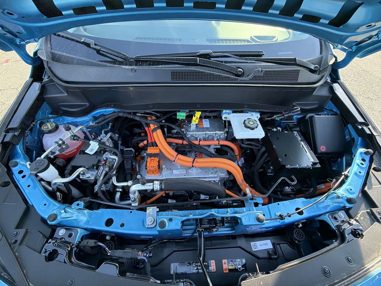 New 2027 Chevrolet Bolt LT w/ Comfort Package FWD image 28