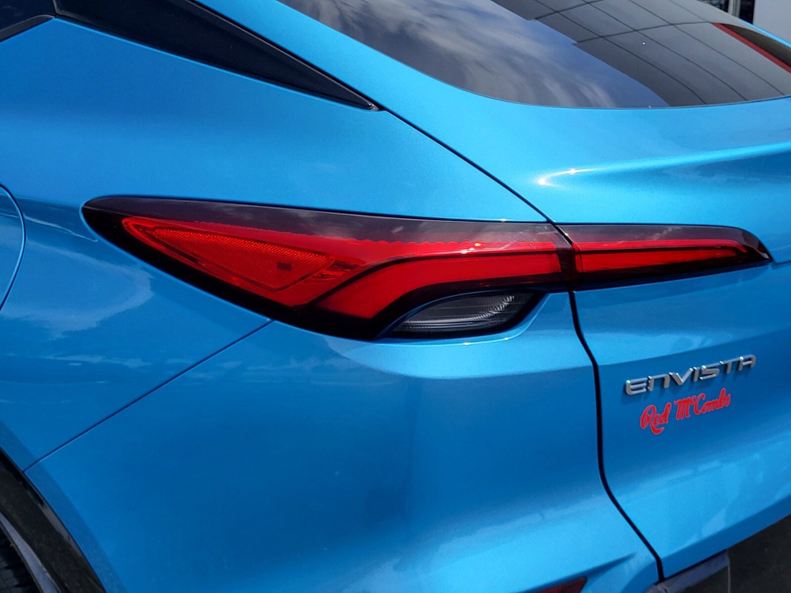 Used 2025 Buick Envista Sport Touring image 10