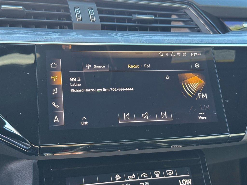 Used 2019 Audi e-tron Prestige w/ Prestige Package image 29