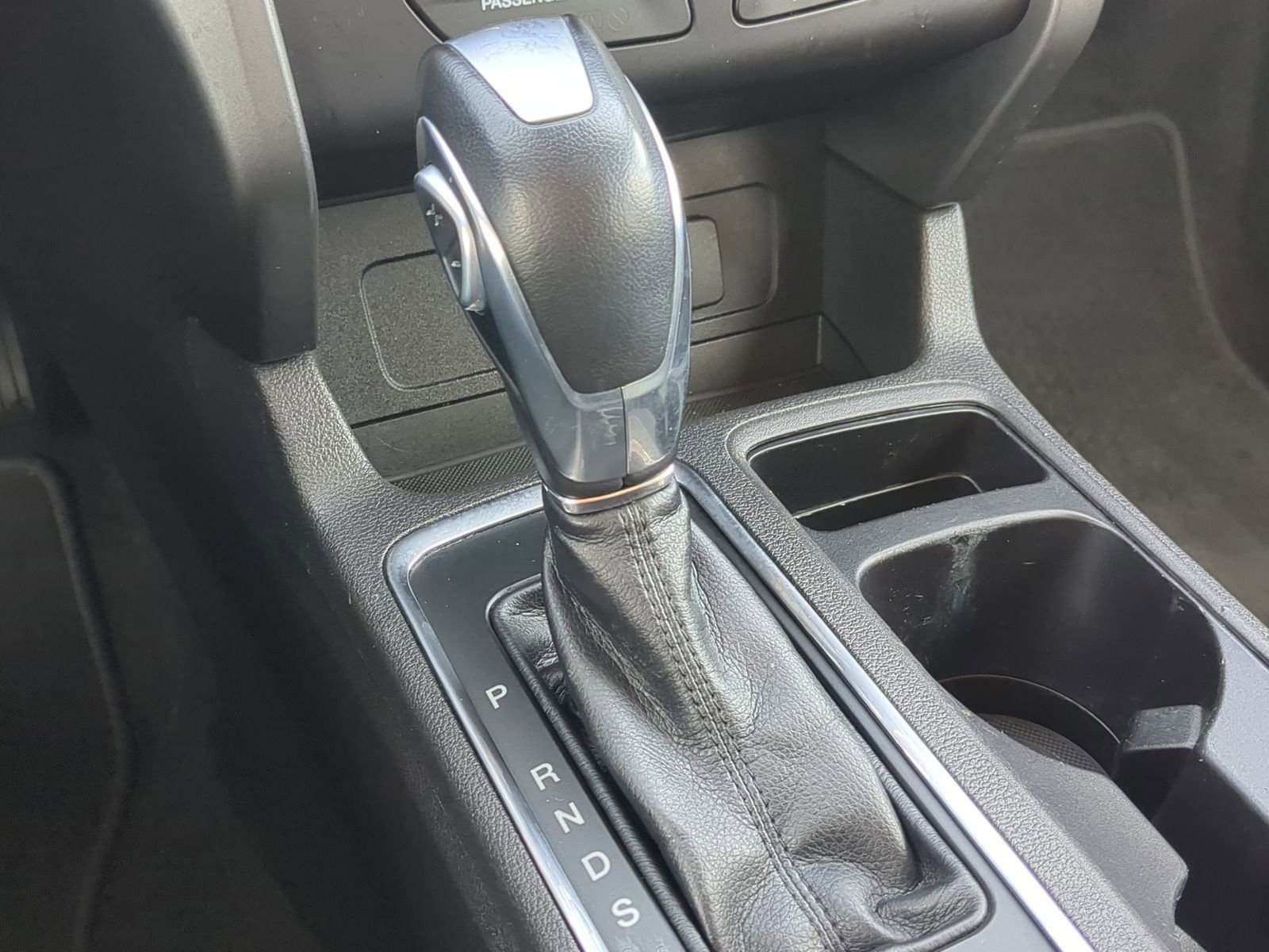 Used 2018 Ford Escape SEL image 32