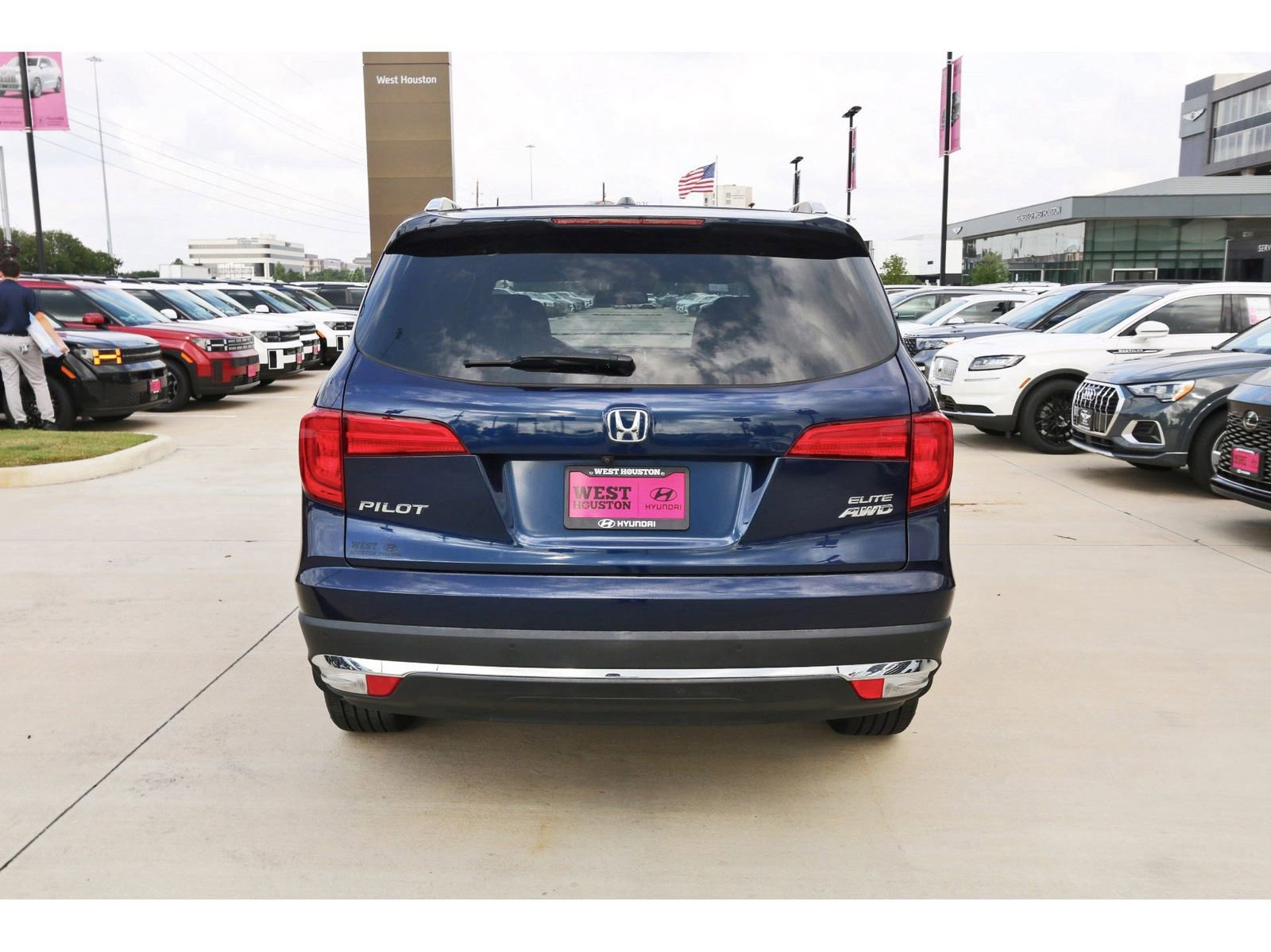 Used 2016 Honda Pilot Elite image 7