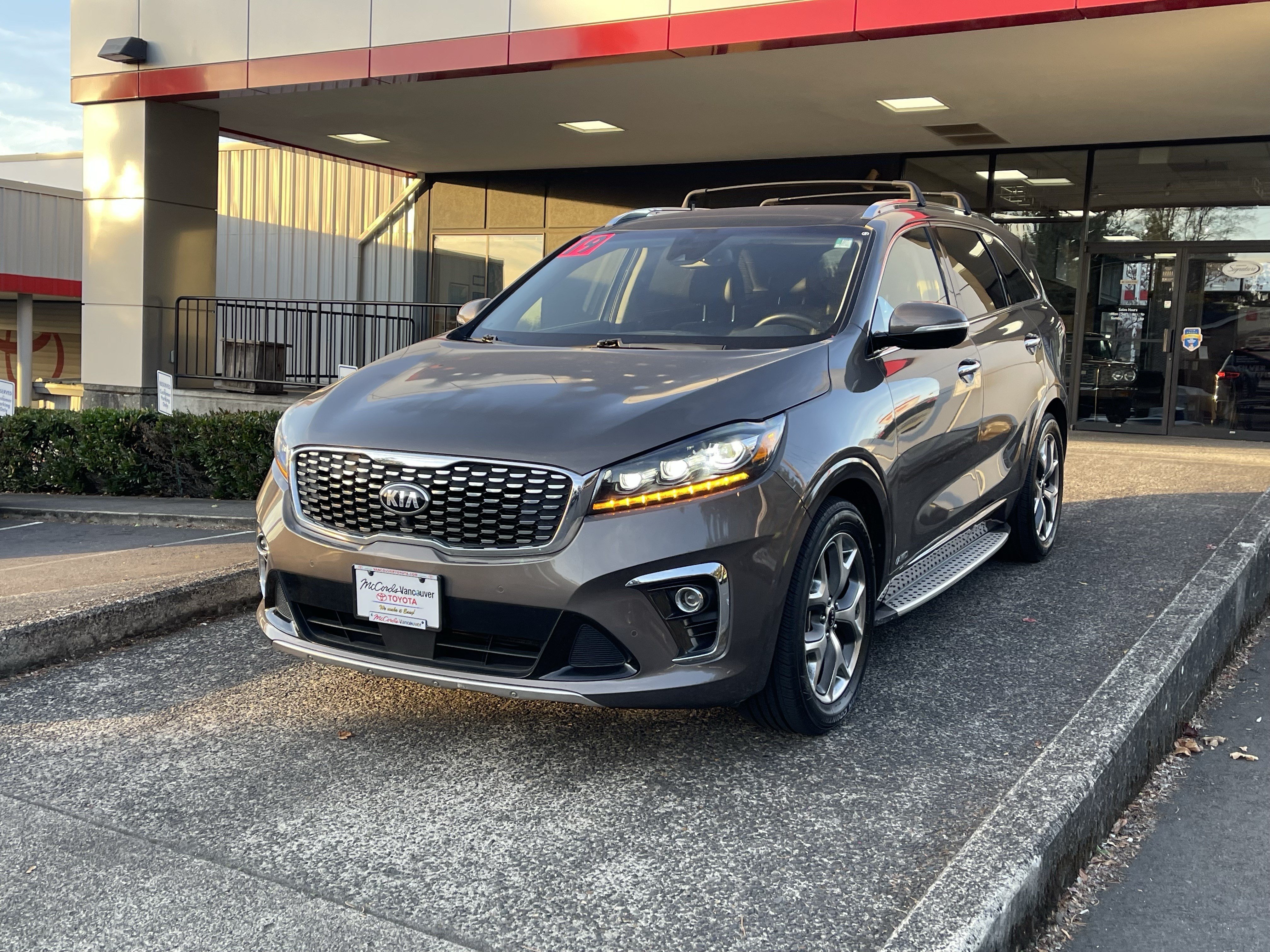 Used 2019 Kia Sorento SX w/ SX Touring Package AWD/4WD image 3