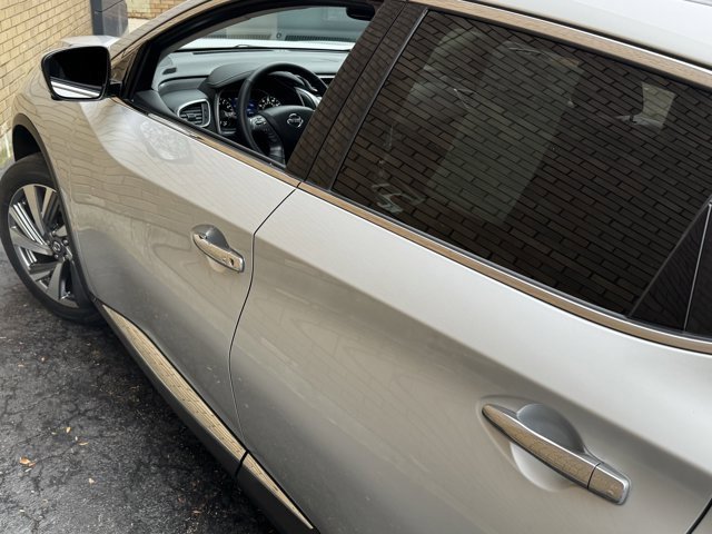 Used 2021 Nissan Murano SL w/ SL Moonroof Package image 16