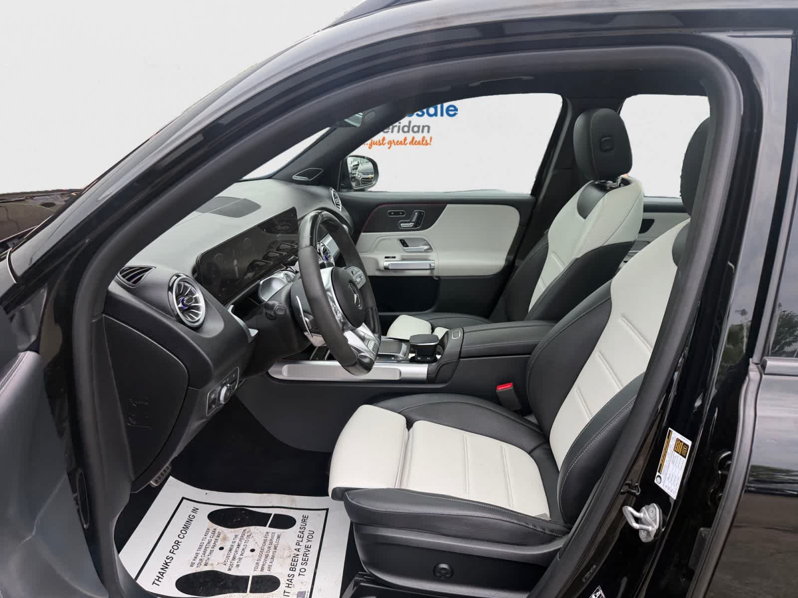 Used 2023 Mercedes-Benz GLB 35 AMG 4MATIC image 10