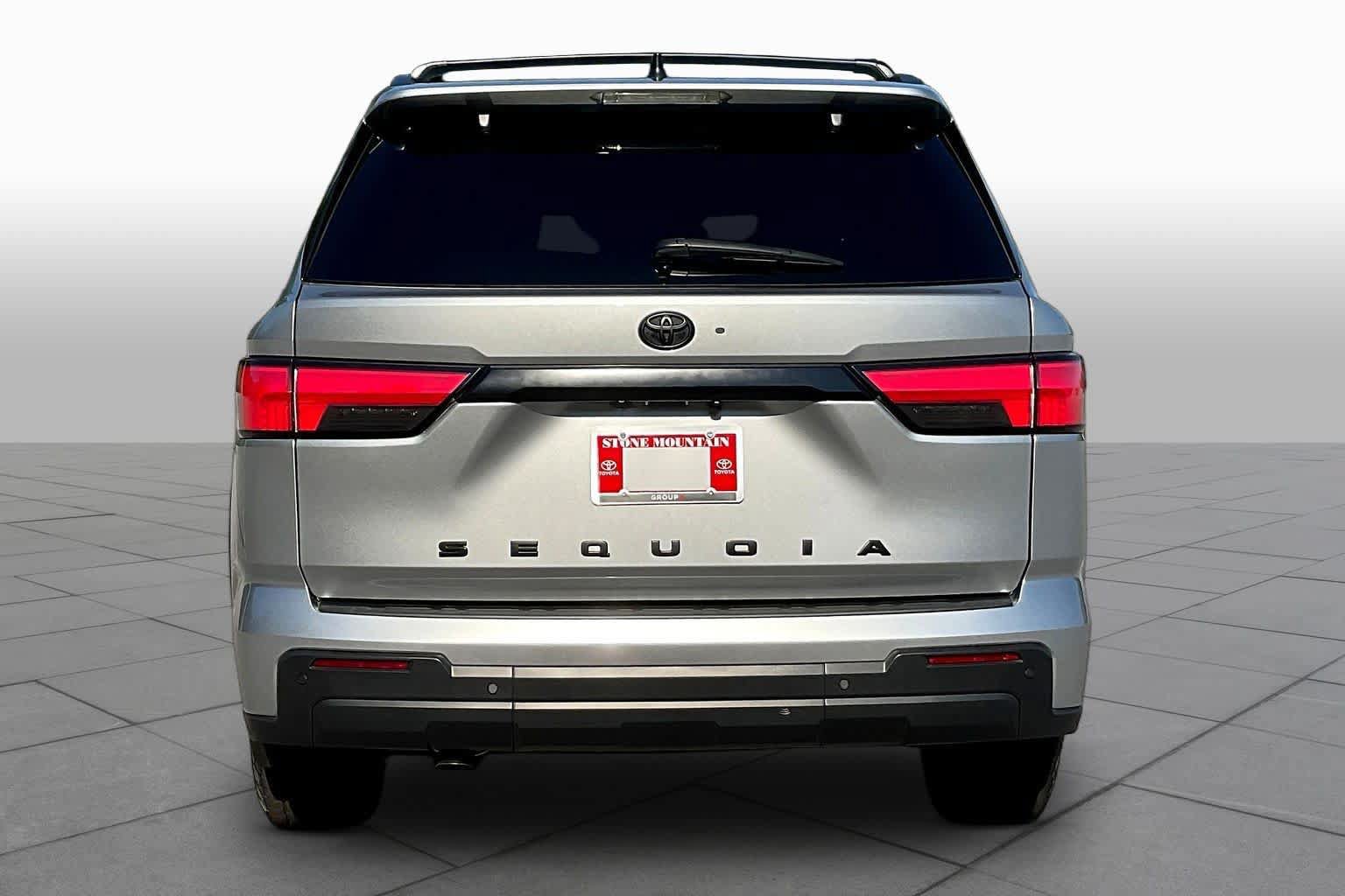 Used 2024 Toyota Sequoia SR5 w/ SR5 Premium Package AWD/4WD image 5