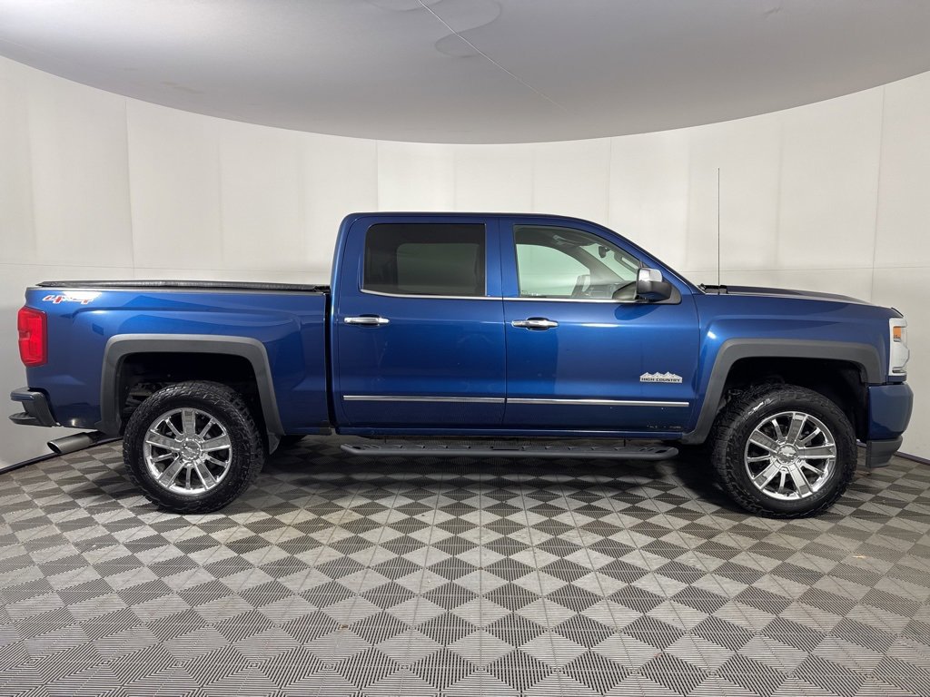 Used 2016 Chevrolet Silverado 1500 High Country w/ High Country Premium Package image 9