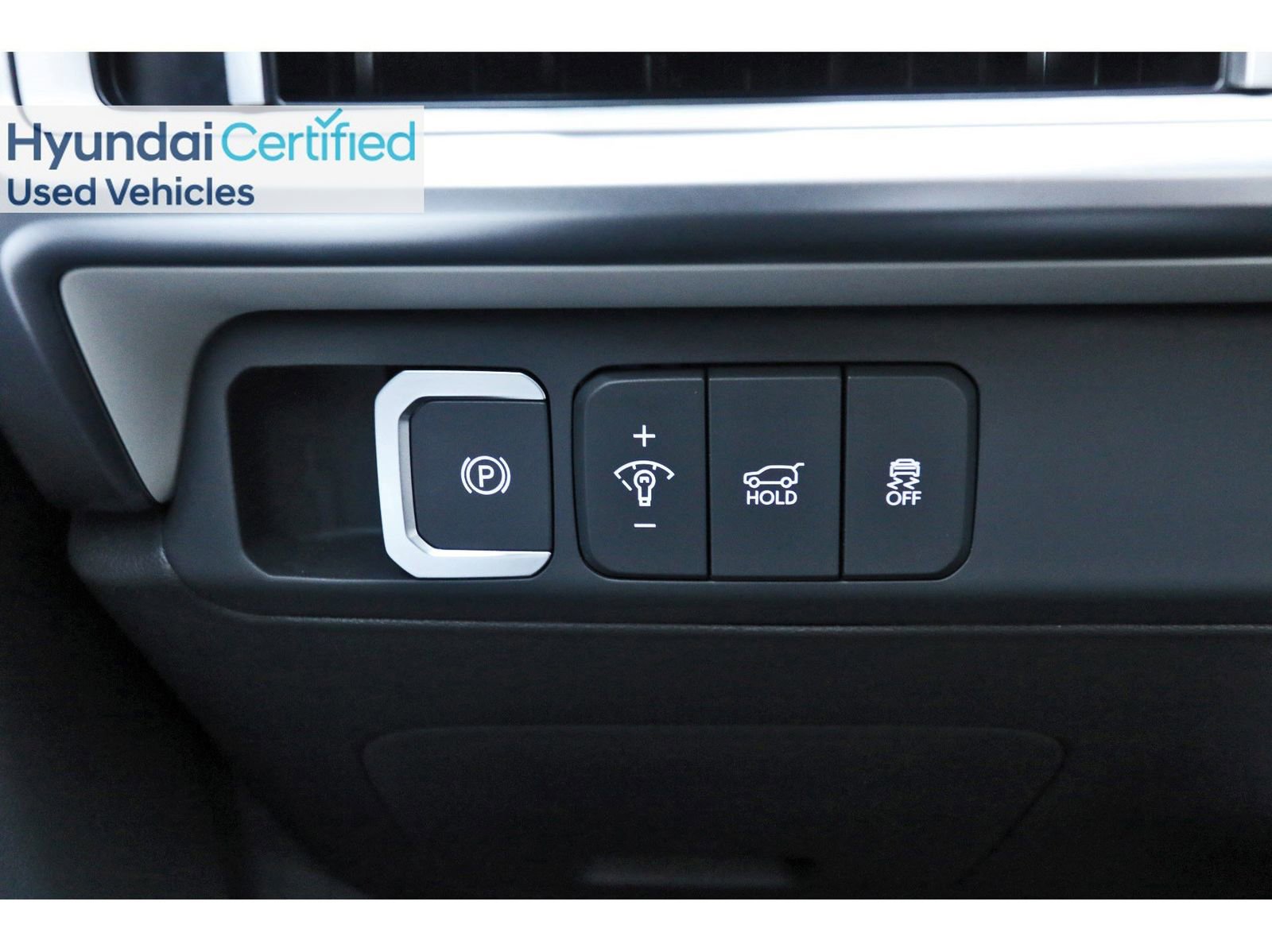 Certified 2025 Hyundai Santa Fe SEL image 24