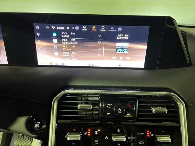 New 2025 Nissan Armada SL image 8