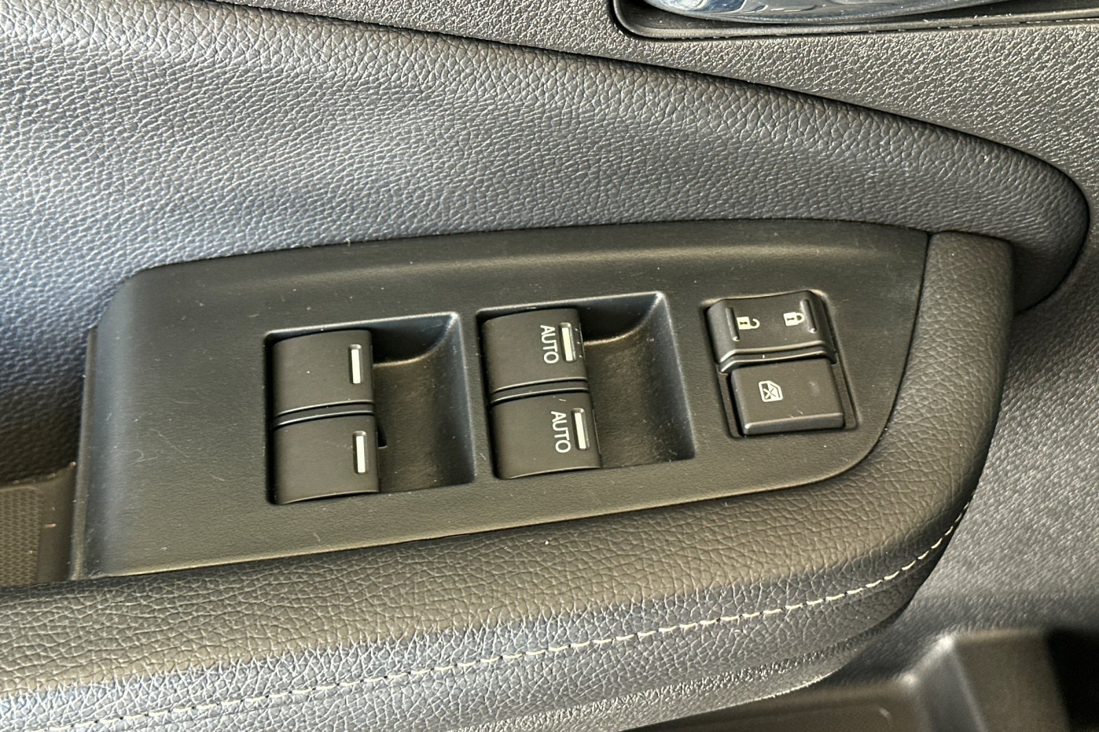 Used 2023 Honda Ridgeline RTL-E image 12
