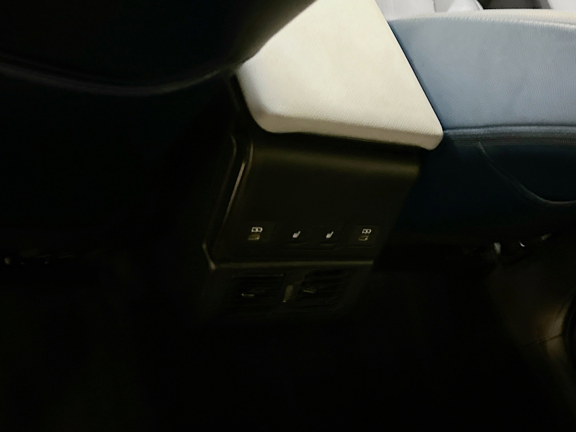 Used 2023 Subaru Solterra AWD image 29