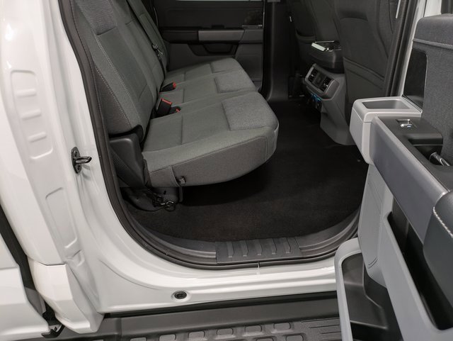 Used 2024 Ford F150 Lightning XLT image 26