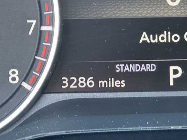 Certified 2025 Nissan Pathfinder SL w/ Black Appearance Package image 29