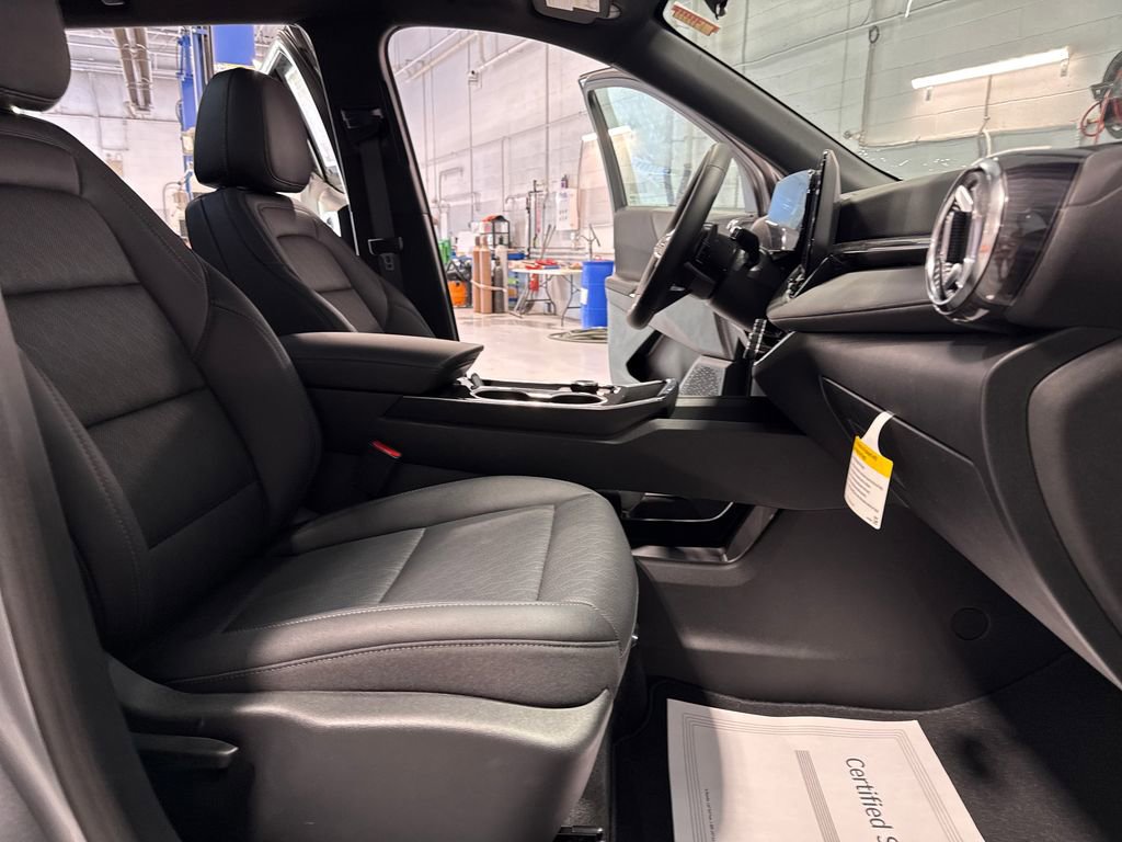 New 2026 Chevrolet Equinox LT w/ Convenience Package II AWD/4WD image 32