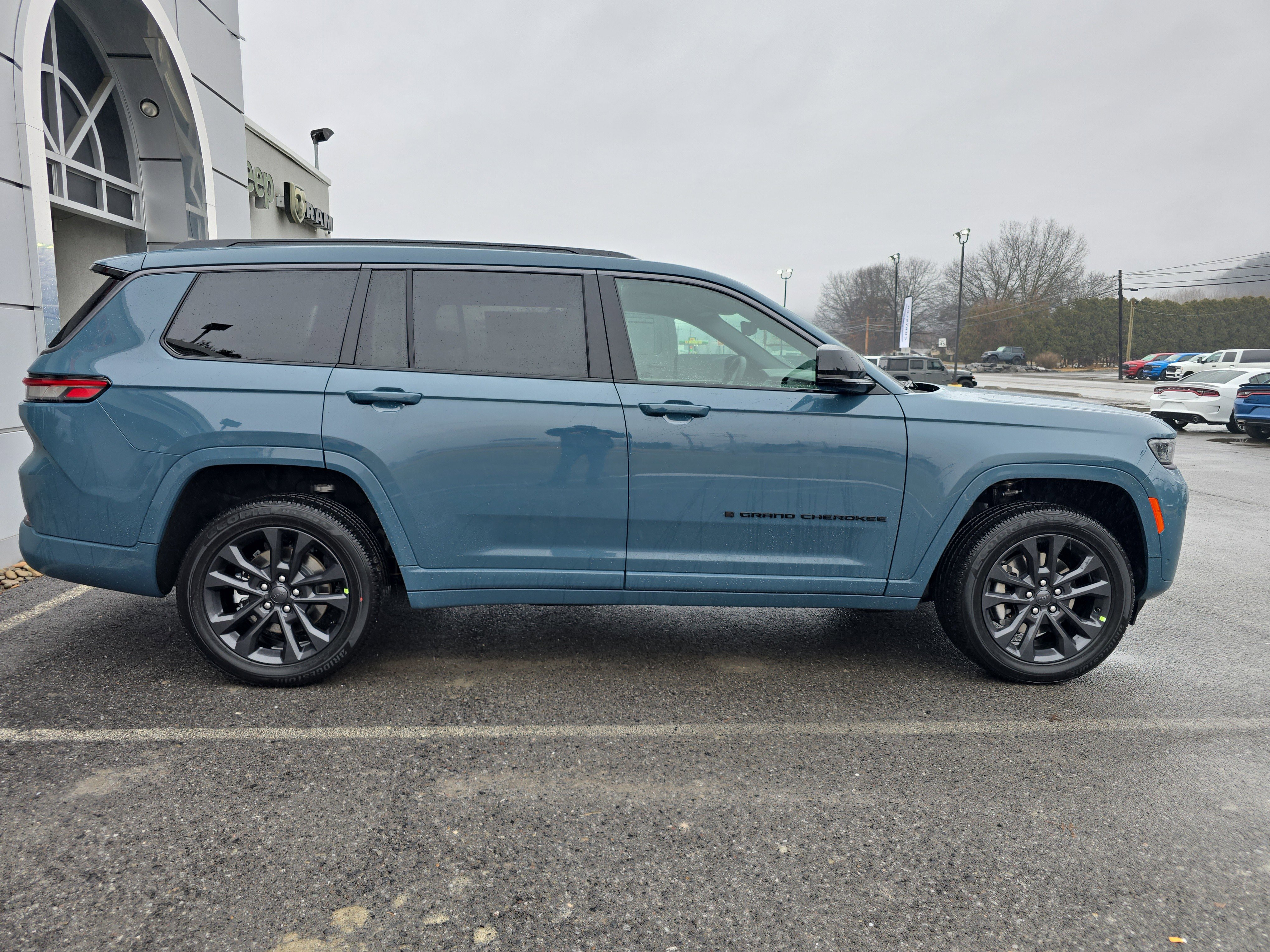 New 2026 Jeep Grand Cherokee L Limited video 2