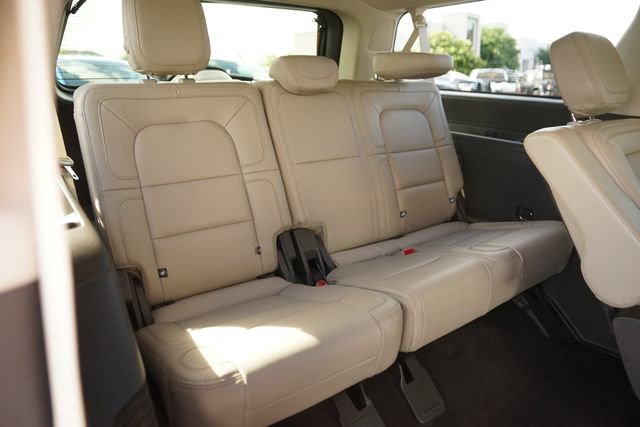 Used 2024 Lincoln Navigator L Reserve AWD/4WD image 16