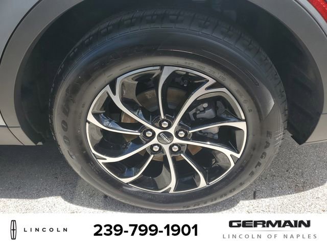 New 2025 Lincoln Nautilus Premier image 11