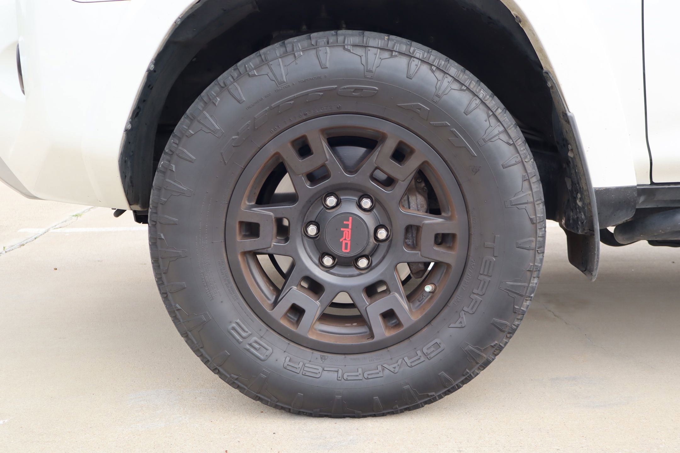 Used 2019 Toyota 4Runner TRD Off-Road Premium AWD/4WD image 9