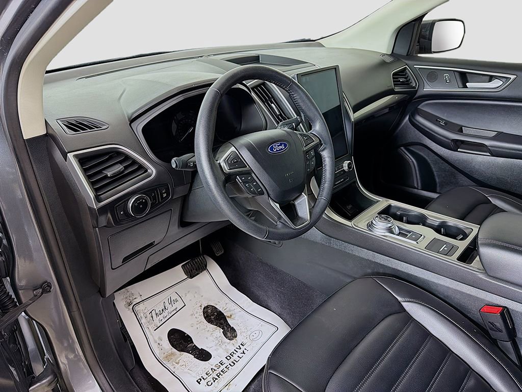Used 2024 Ford Edge SEL w/ Convenience Package image 16