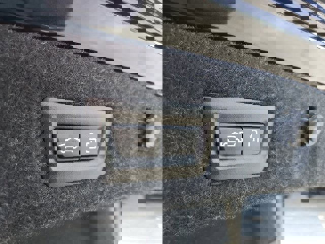 Used 2018 BMW 530i xDrive w/ Premium Package image 14