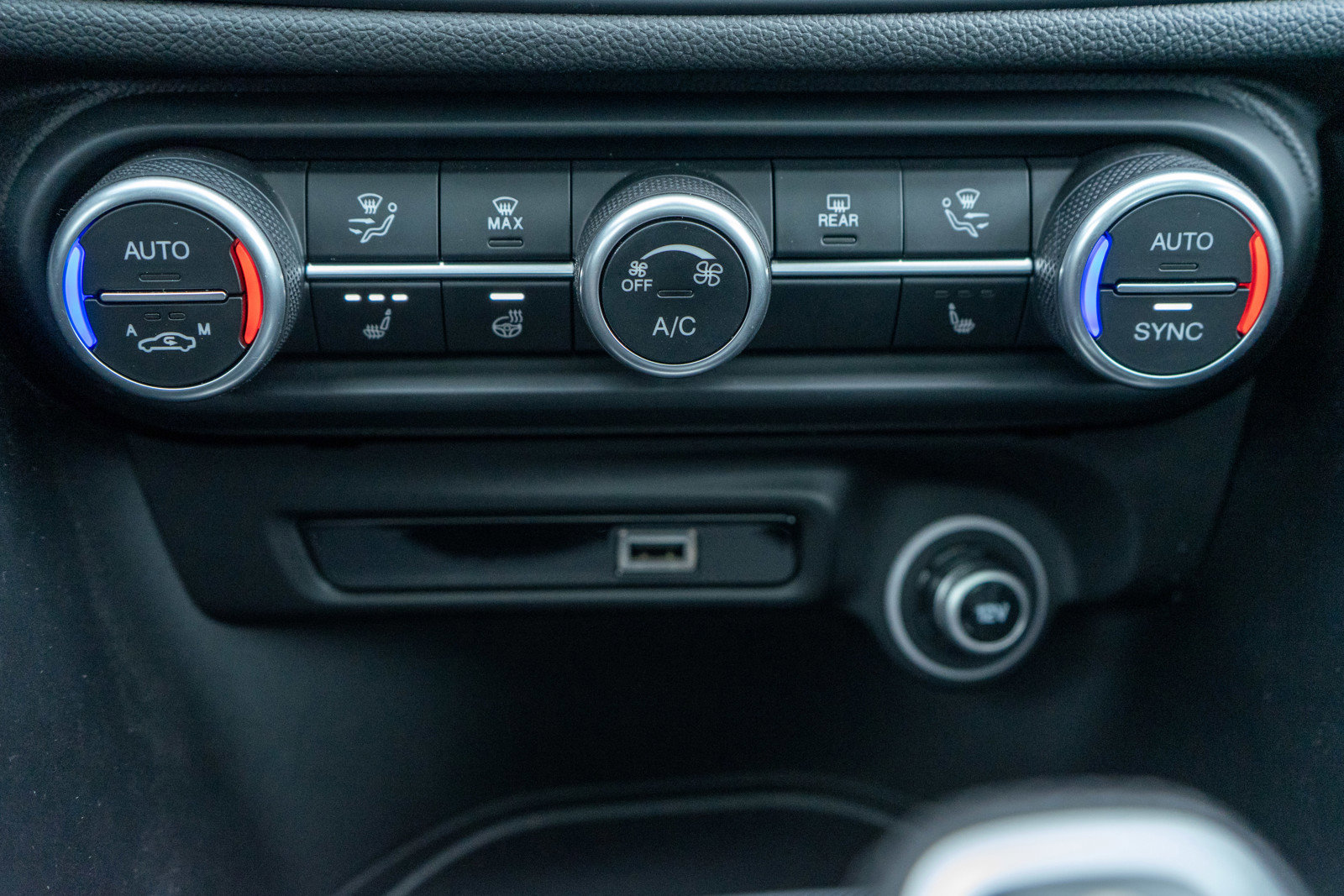 Used 2024 Alfa Romeo Giulia Ti image 19