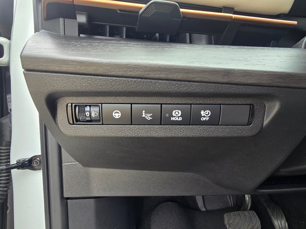 Used 2025 Nissan Ariya FWD image 19
