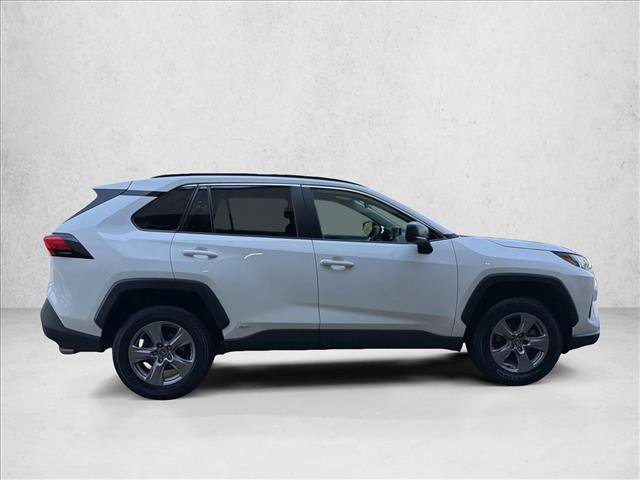 Used 2025 Toyota RAV4 LE AWD/4WD image 4