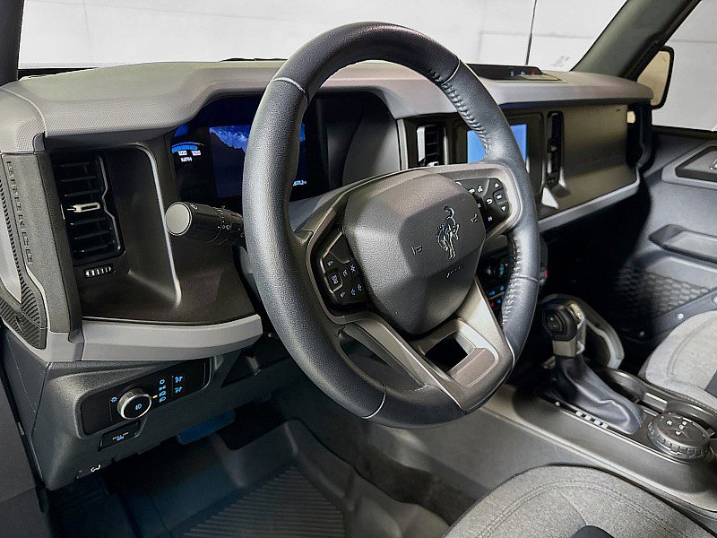 Used 2023 Ford Bronco Big Bend AWD/4WD image 9