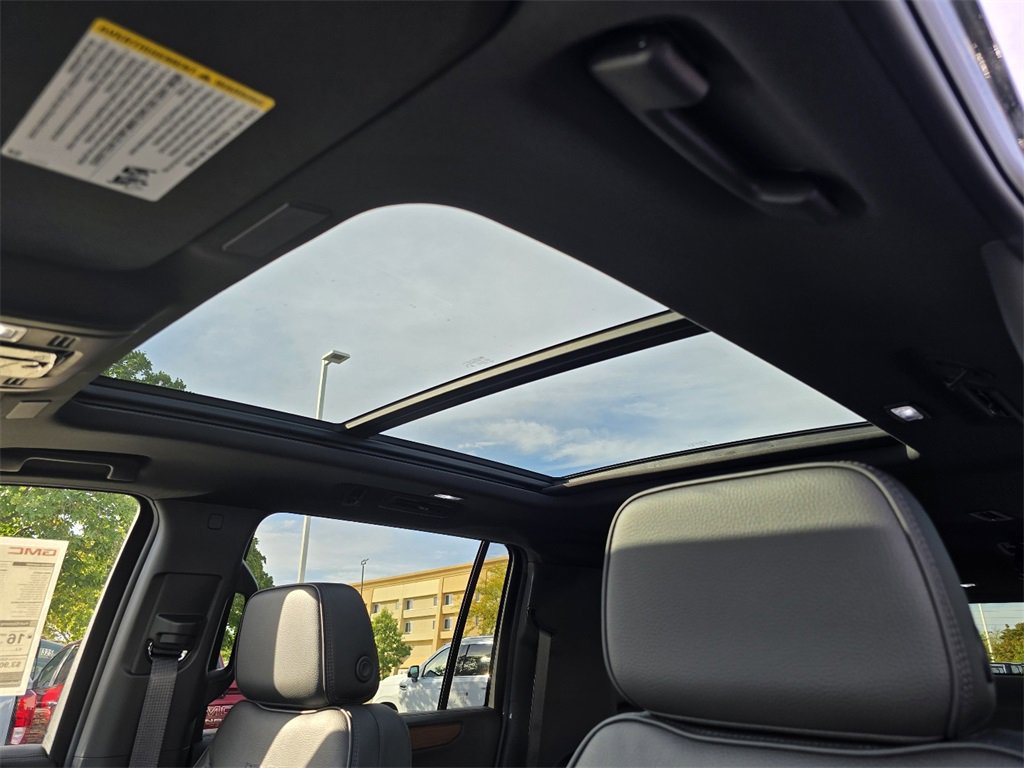 New 2026 GMC Yukon XL Denali image 23