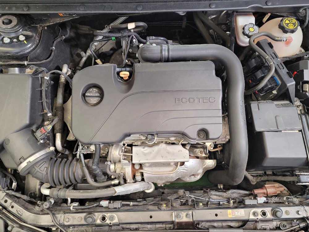 Used 2021 Chevrolet Malibu LT image 30