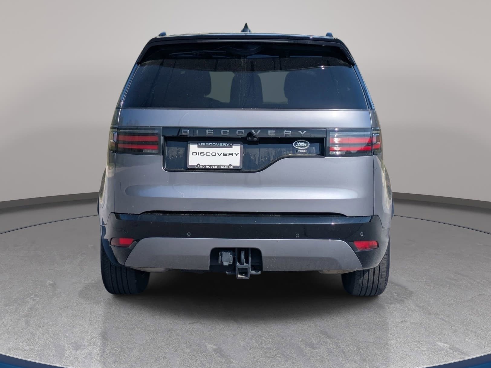 Used 2022 Land Rover Discovery S R-Dynamic AWD/4WD image 6