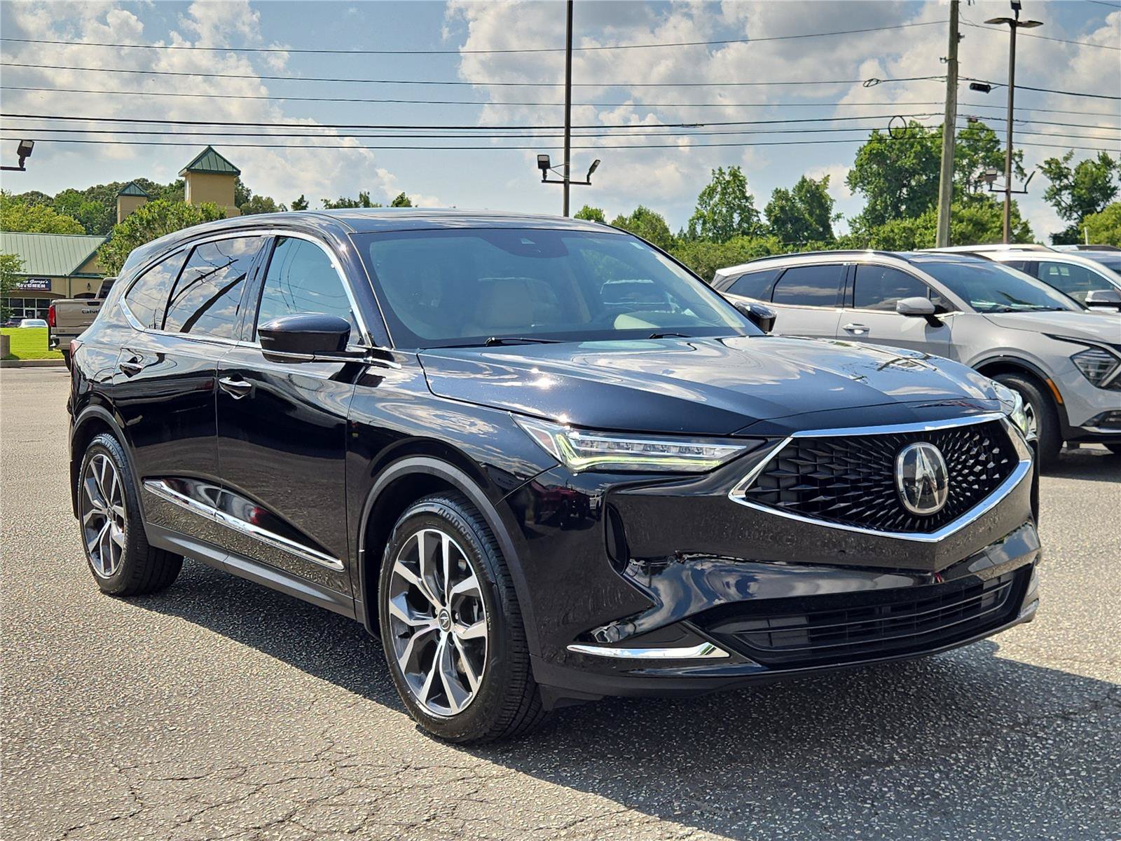 Used 2023 Acura MDX w/ Technology Package FWD image 4