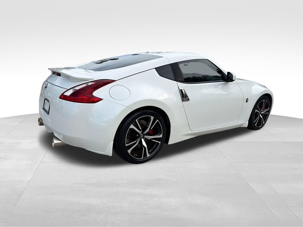 Used 2019 Nissan 370Z Touring Sport RWD image 8