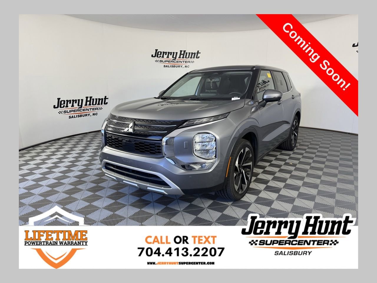 Used 2024 Mitsubishi Outlander SE