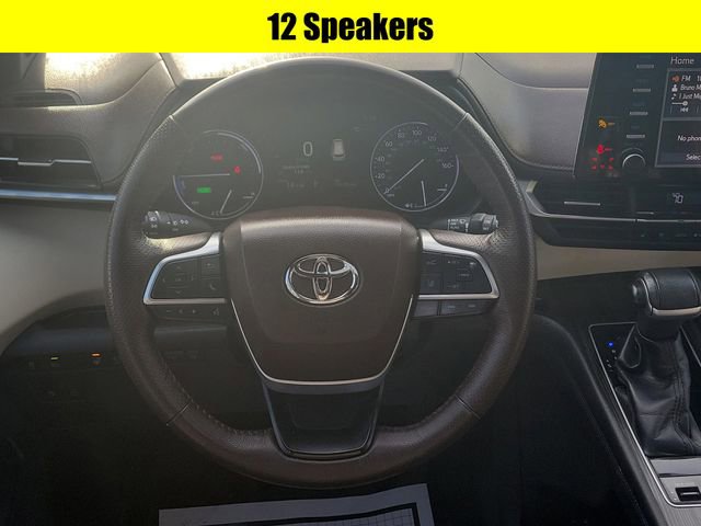 Used 2021 Toyota Sienna Platinum image 10