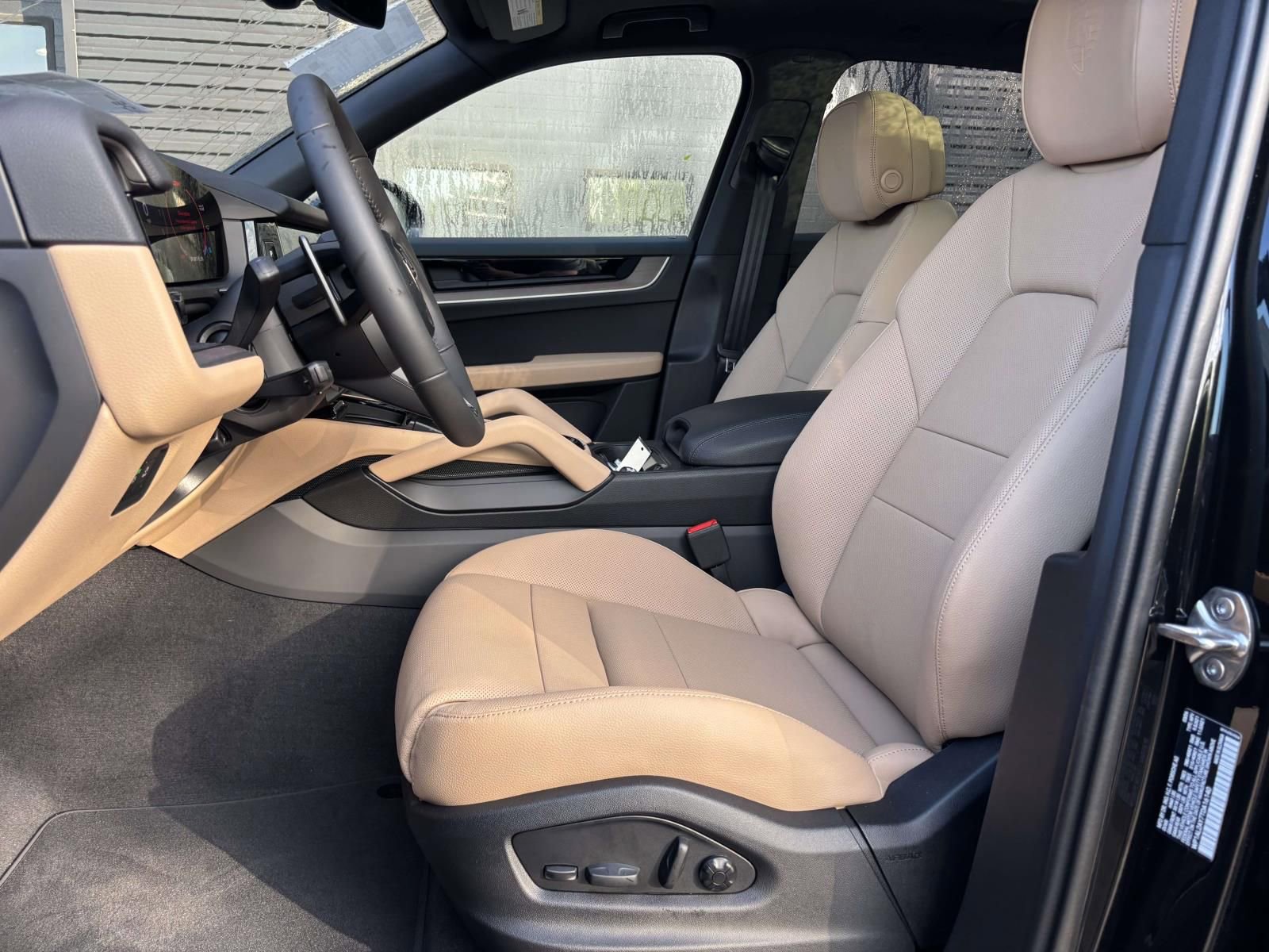 New 2026 Porsche Cayenne S AWD/4WD image 5