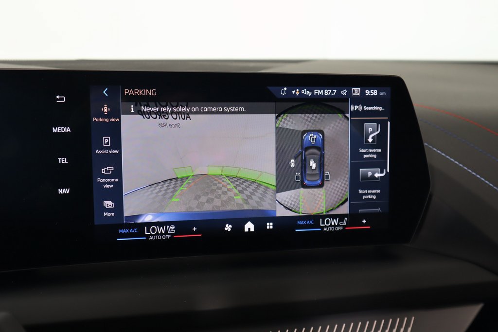 New 2026 BMW 228i w/ Technology Package FWD image 7