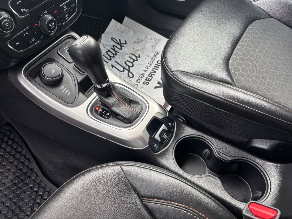 Used 2019 Jeep Compass Latitude w/ Popular Equipment Group image 15