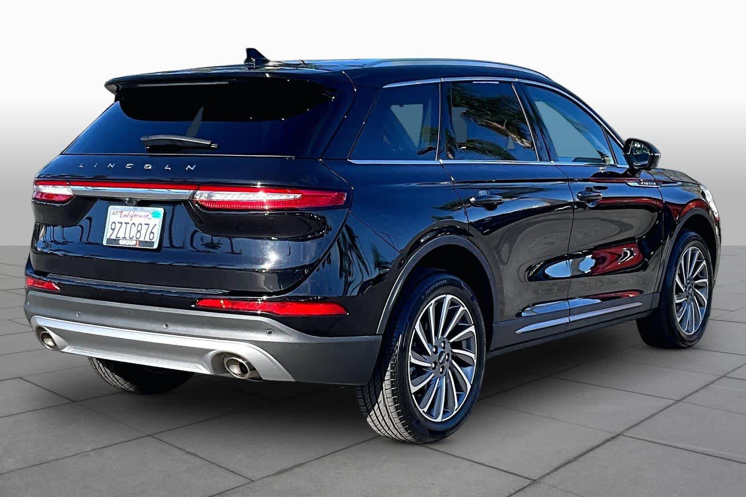 Used 2024 Lincoln Corsair Reserve w/ Equipment Group 201A AWD/4WD image 12