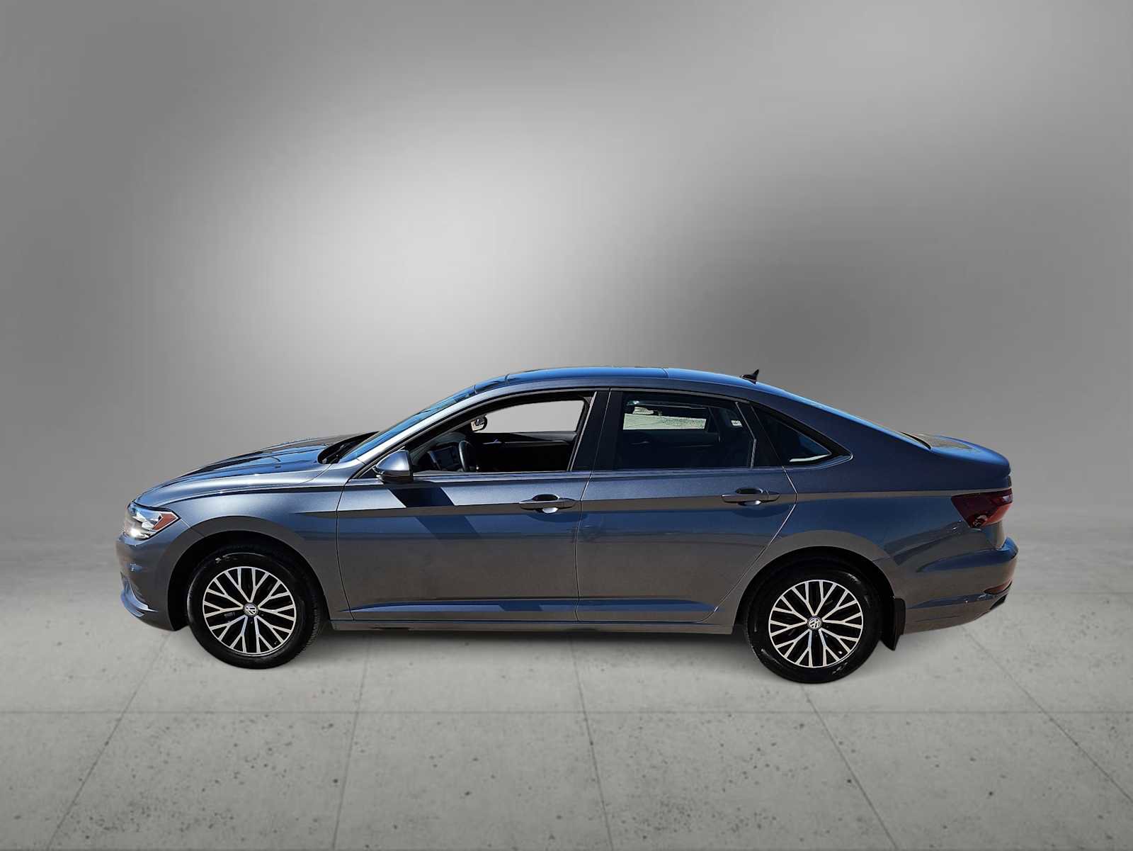 Used 2021 Volkswagen Jetta SE image 5