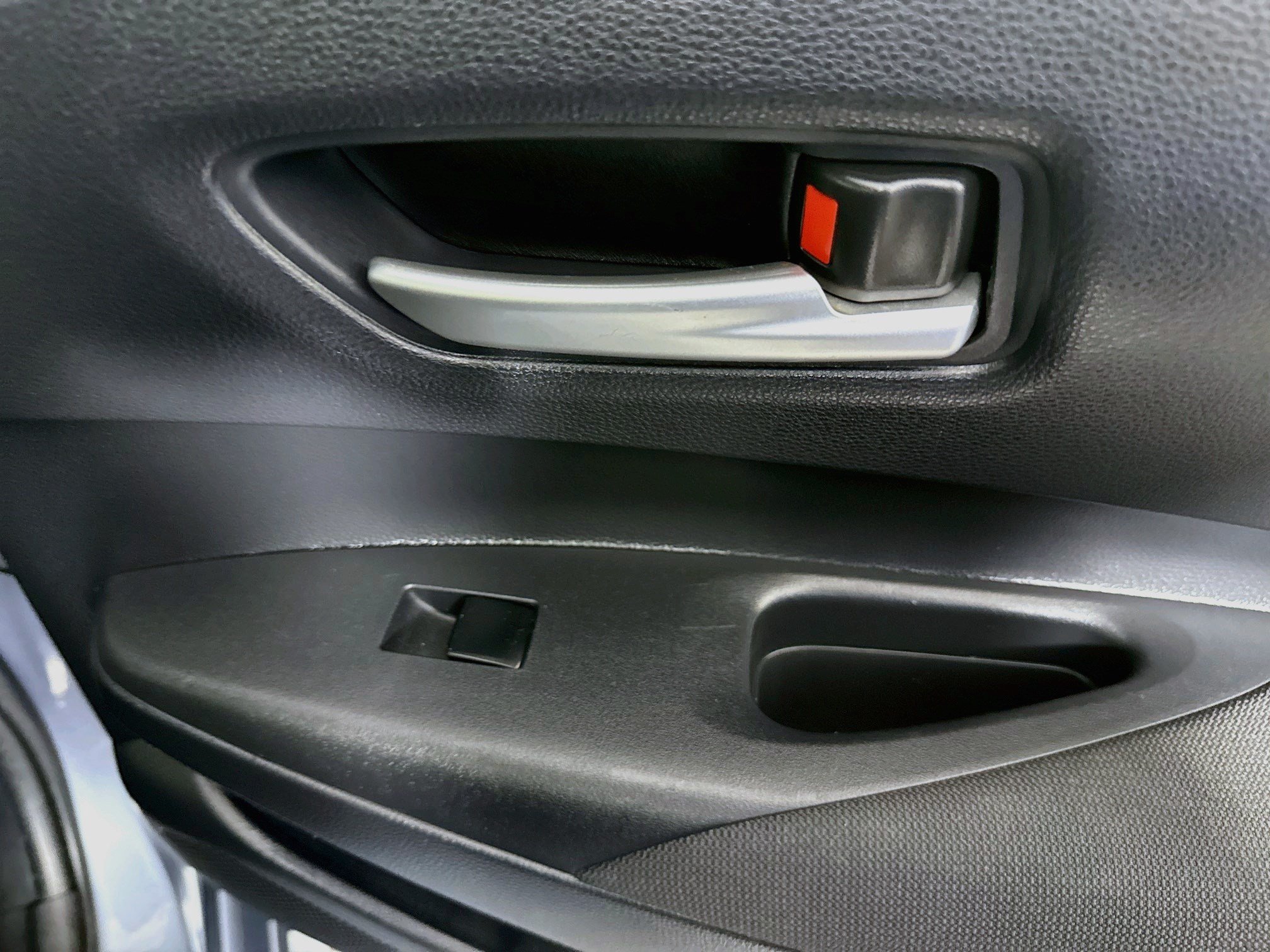 Used 2021 Toyota Corolla LE FWD image 30