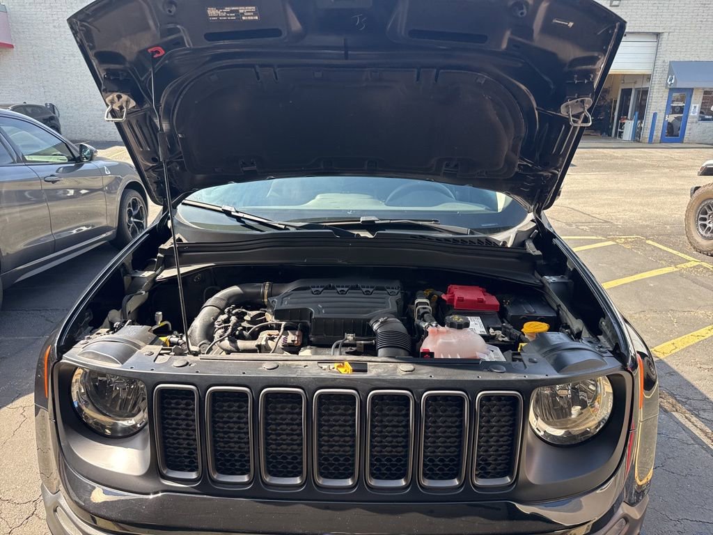 Used 2023 Jeep Renegade Trailhawk image 63