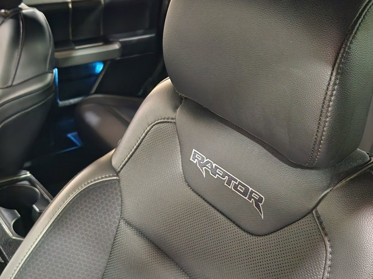 Used 2020 Ford F150 Raptor w/ Equipment Group 802A Luxury image 34